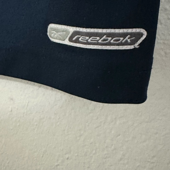 Reebok Man’s Activewear Colorblock T-shirt, Size XL, Blue/White, Short Sleeve - Picture 3 of 7